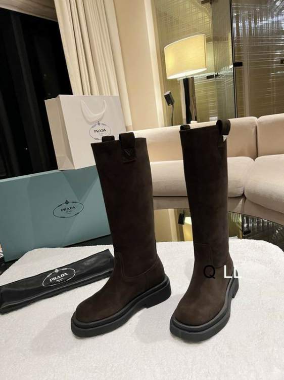Picture of Prada Shoes _SKUPradasz35-40LL081018894
